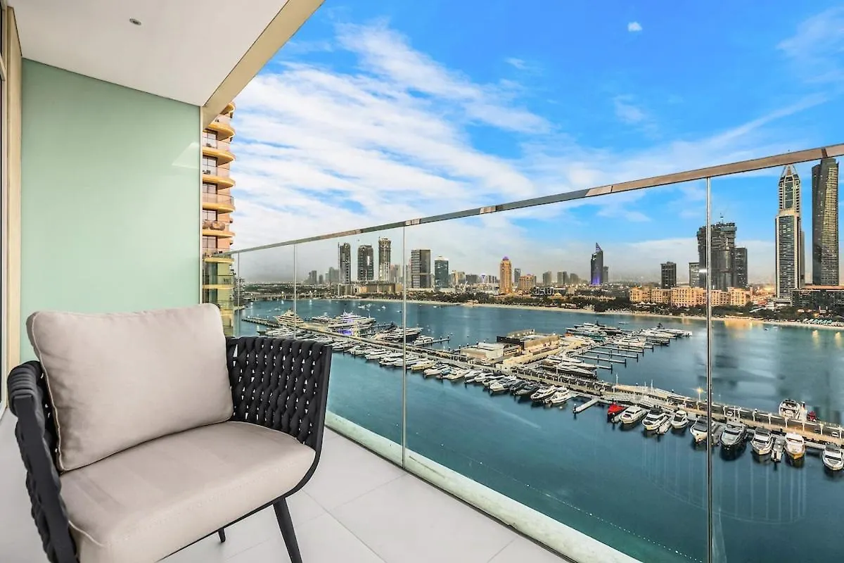 First Class 2Br Dubai Skyline & Sea Views דירה